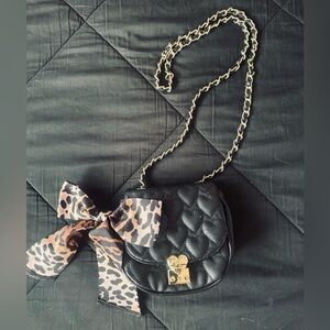 Betsey Johnson black Quilted Bow with Cheetah Accent-Used Like New
